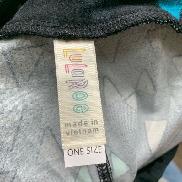 NWOT Lularoe Legging one size - Picture 4 of 4